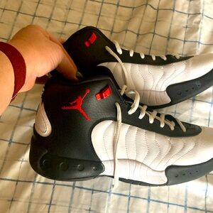 Nike Jordan’s size 9 men’s